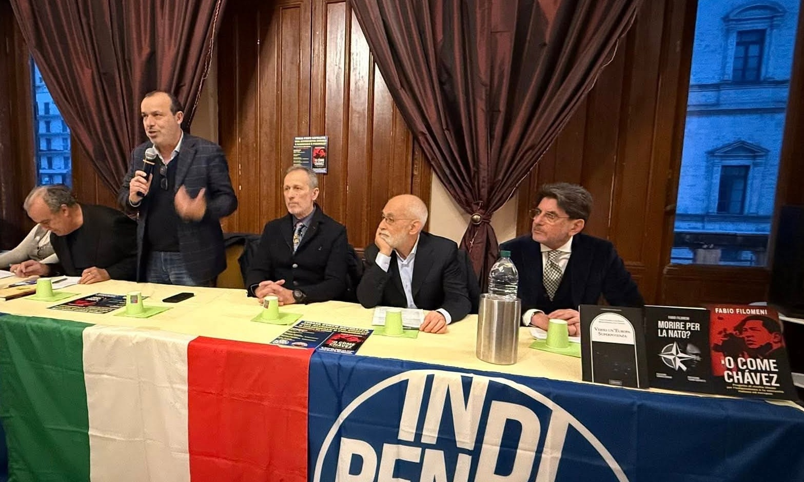SALA PIENA PER Fabio Filomeni a Catania